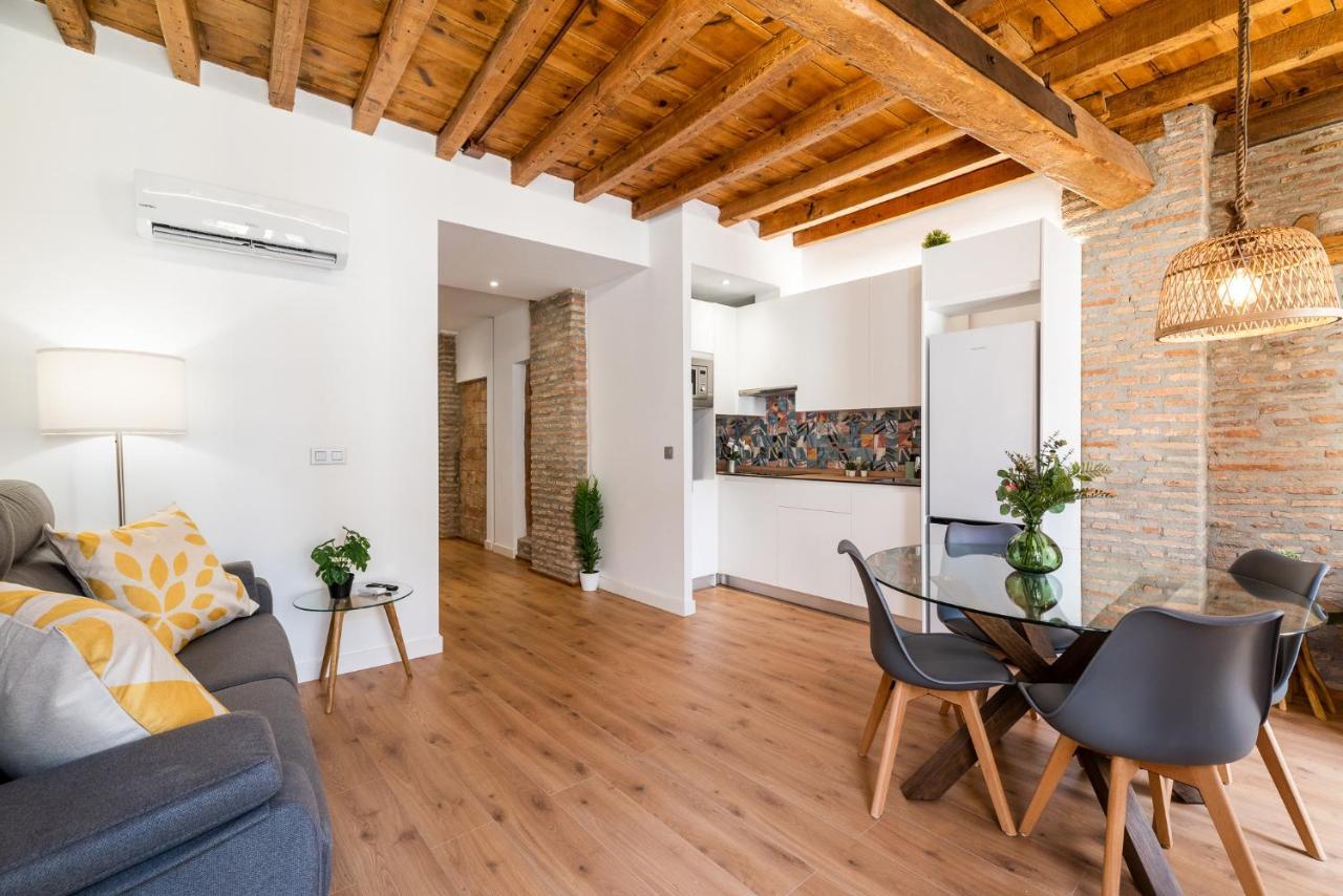 Wekey Homes Granada, Mesones Central Suites Exterior foto